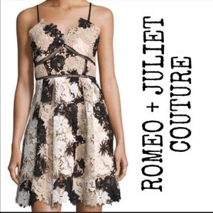 🎉HP🎉 Romeo + Juliet Couture Floral Lace Dress
